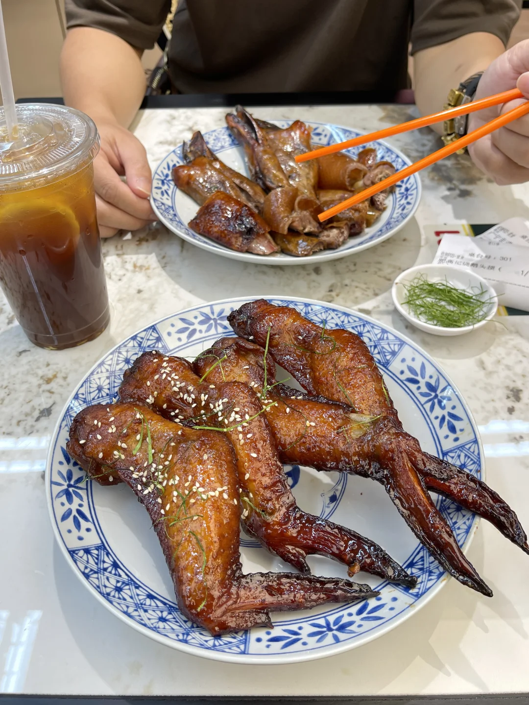 体育西！10蚊💰。。下午茶！
