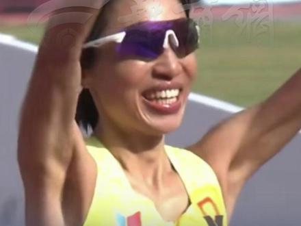 2026西安马拉松，张水华创造赛会新纪录 获全程女子组冠军，个人最好成绩闯进2小时30分#西安马拉松