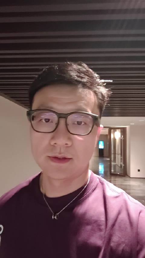 我的理想i6更新8.6之后，最喜欢的功能！ 用livis眼镜遥控泊出！太方便了！ #辰哥话车##理想