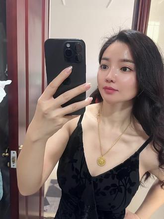 大师说我这几年会为情所困， 我一直以为是爱情， 万万没想到原来是行情😂😂