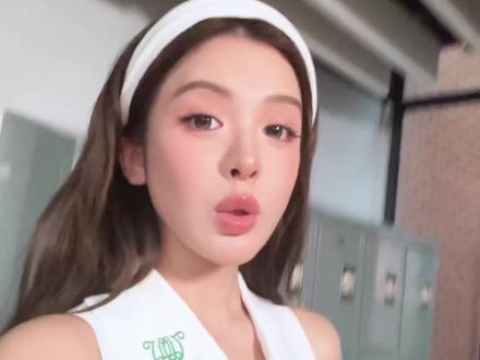 换个旗袍尝尝咸淡..