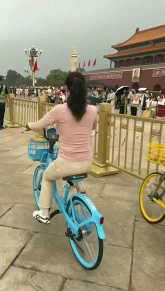 中国万岁！
