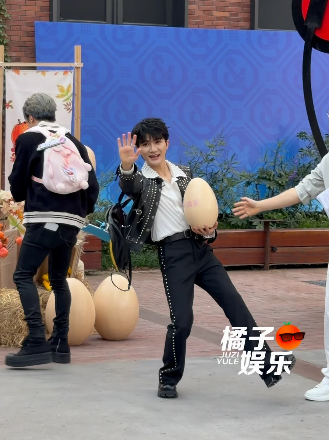 这个小深深咋那么可爱☺️