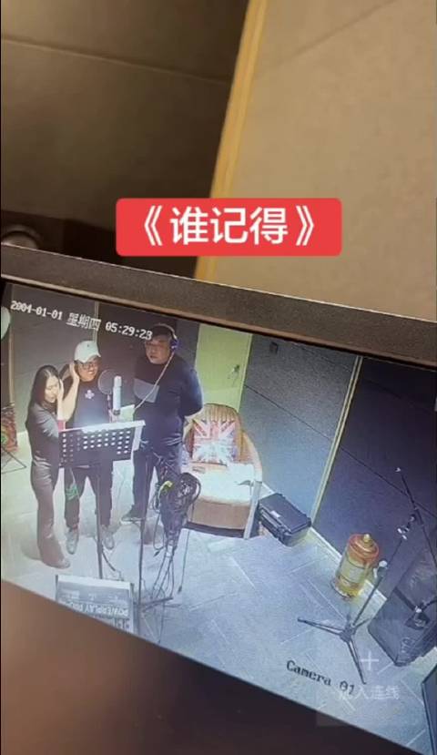 这份美好谁记得，属于谁。海淀刘若英真不是吹的，唱得真好听👍#中国足球小将[超话]##孩子们心中的英雄