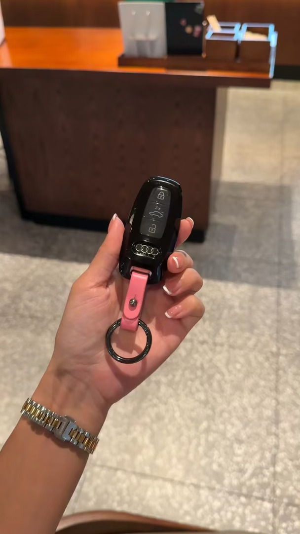 黑+粉🖤💖买到了心心念念的钥匙～
