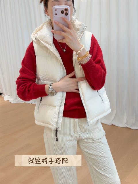 就这样搭配，降温可以这样穿～#OOTD[超话]##每日穿搭##时尚穿搭##今天穿什么#  ​​​
