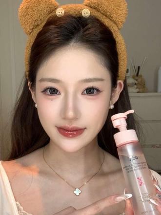 一瓶搞定全脸+眼唇！ddg2.0卸妆油 乳化快不糊眼！