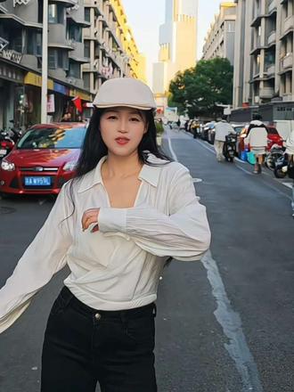 别急，等我抖完了这个就上车！