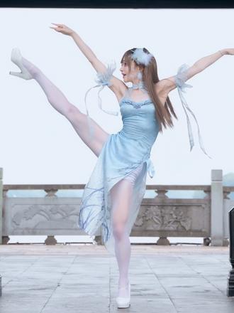 水墨江南配上美少女有谁不爱呢