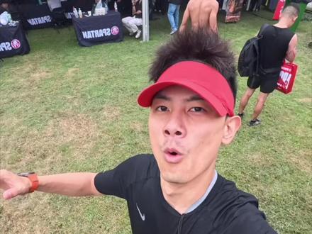 在「斯巴达」遇到了我最喜欢的博主！ 我参加了一场斯巴达勇士赛！真的很好玩