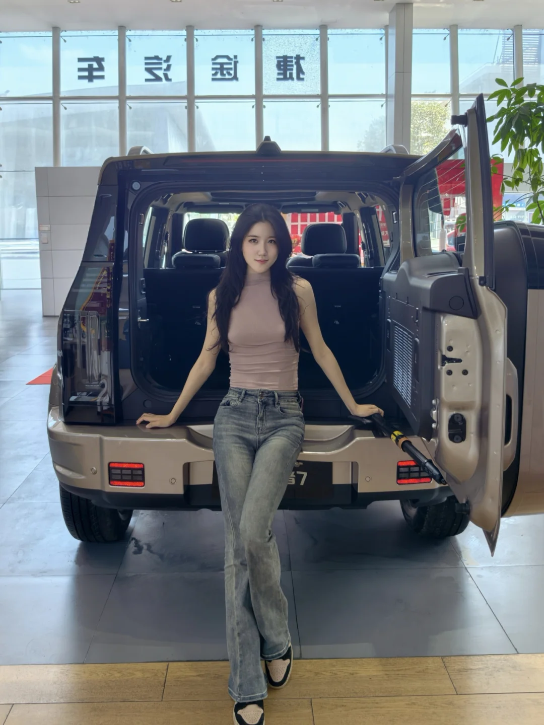 不止颜值｜沉浸式感受方盒子的智能座舱