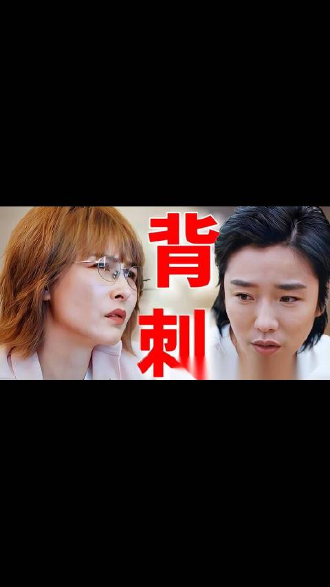 许飞退出06超女群这事，今天冲上热搜了。很多人一头雾水，我把前因后果捋一遍。    厉娜和许飞当年都