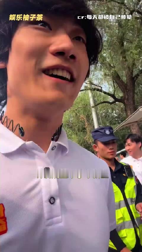 和马龙做同学到底是什么感受啊 ​