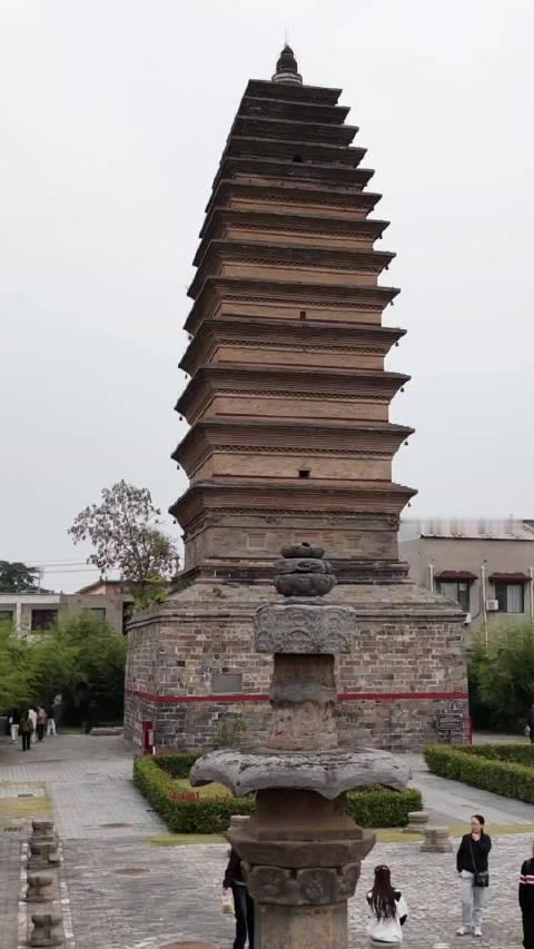河南沁阳天宁寺三圣塔：千年的守望和凝视——一焦作市怀商文化研究会走进沁阳天宁寺三圣塔，寻觅怀商足迹