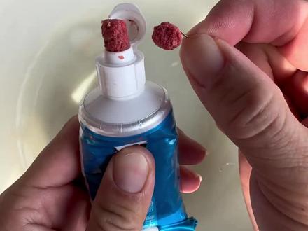 自制牙膏饵对不会拉饵溪流钓传统钓的既方便还不脏手