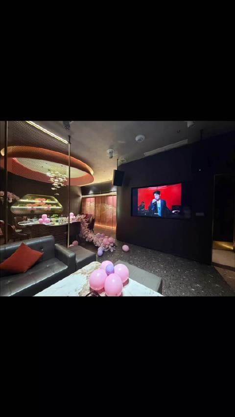#肖战1005生日快乐#  一如既往的在这一天聚会，不同以往的有最新的MV和新专EP相伴。Allez