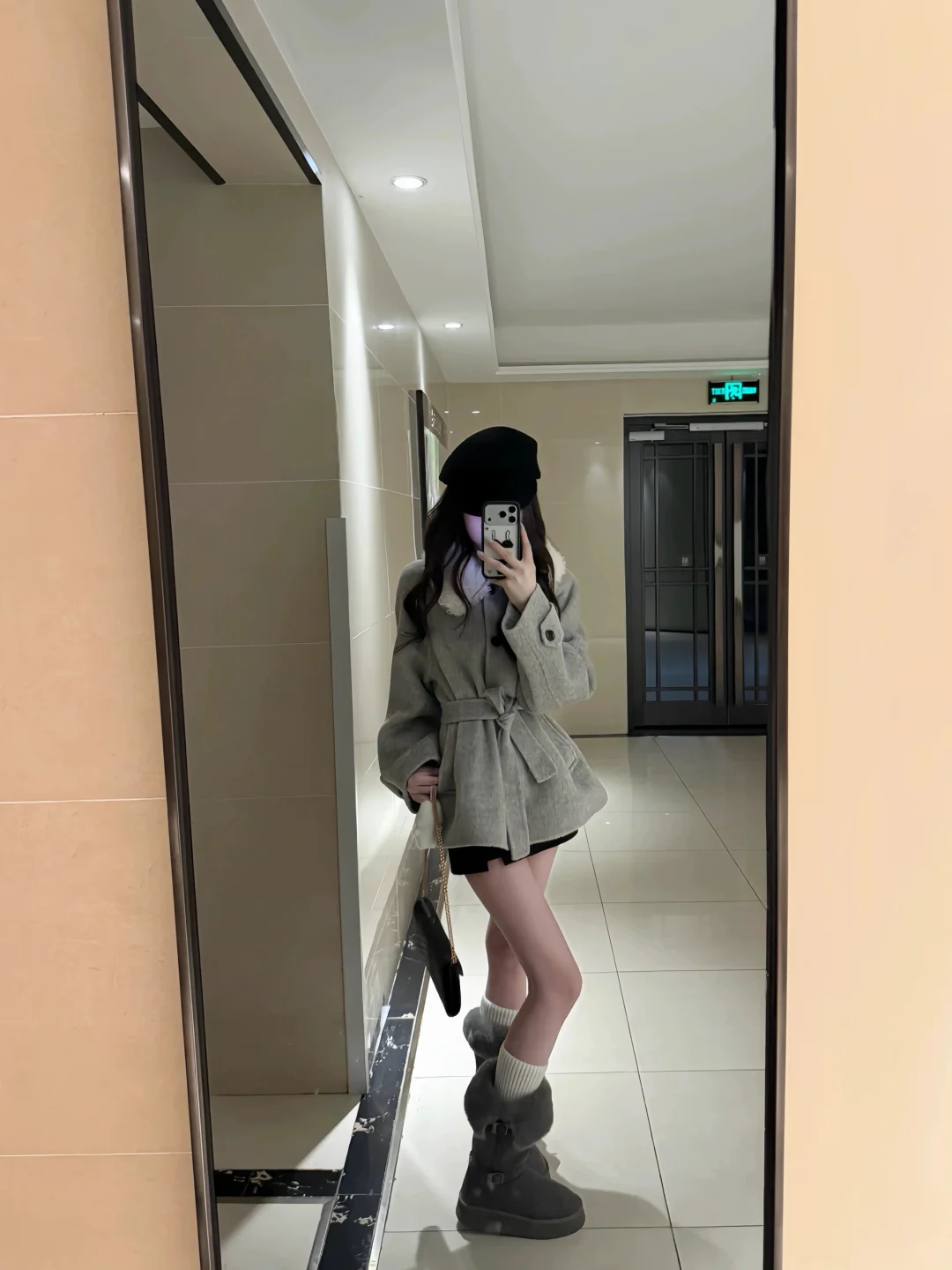 买到了满意的灰色大衣！！