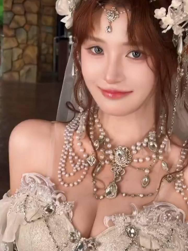 梦幻婚纱，华丽珠宝，仙女下凡