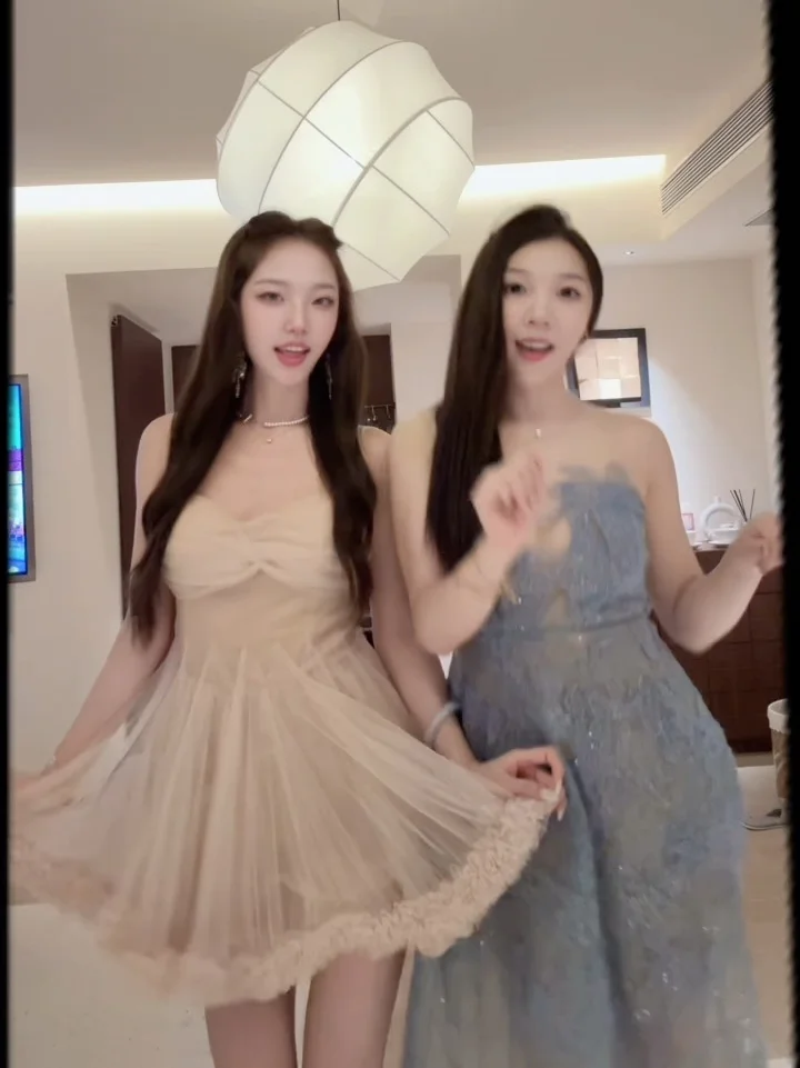 甜妹和拽姐公主穿搭手势舞来啦