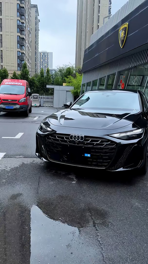 全新奥迪A6L😄