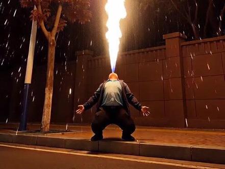 终于练成了此等神功，天下何处我不能去？