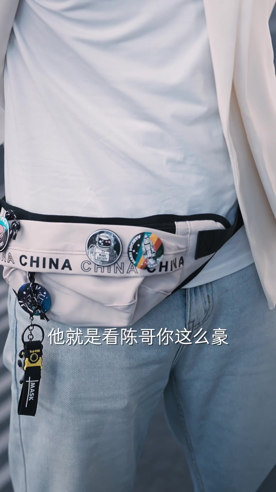 被诬陷盗刷遭女友背叛，他靠一部诺基亚逆风翻盘，让仇人身败名裂