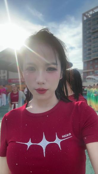 已经到了跳广场舞的年纪了
