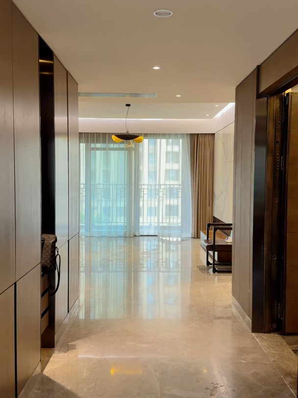 租房💓中海建国里188㎡小姐姐👸的家🏠