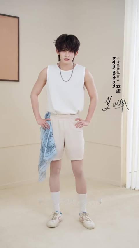 #happybirdsday全球品牌代言人云旗# 云旗最新营业，全球品牌代言人率先演绎新品HIHBD