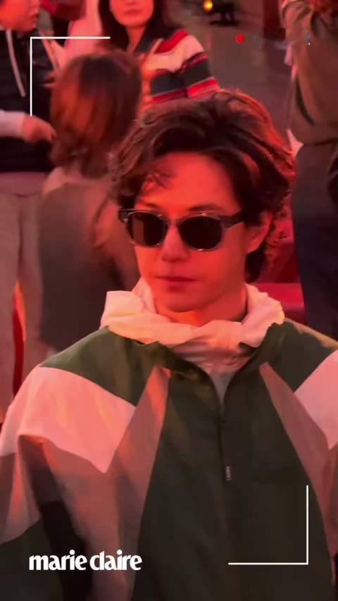#王一博奶酷男大#[偷笑]又奶又酷只有王一博可以  ​​​