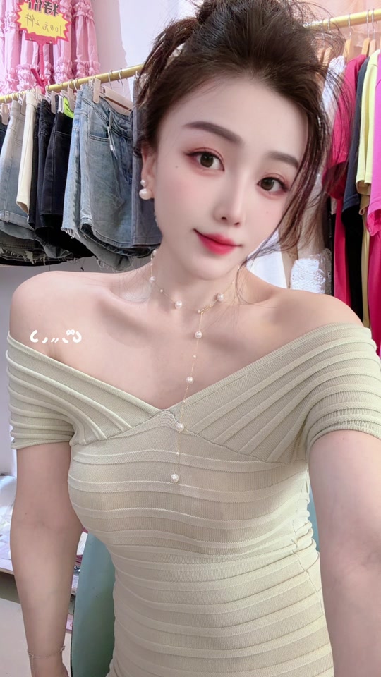 女装店主实拍