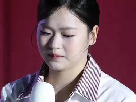 一眼惊艳！全红婵如今的模样，真的女大十八变