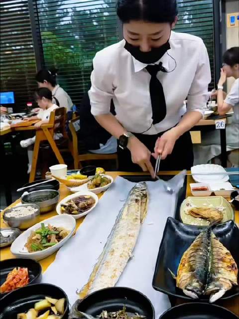 鱼的价格，都被你们抬高了  ​​​
