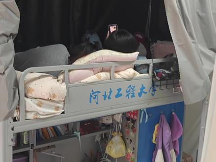 听潮阁T.艾我知道你是谁了       来自全网最尊重黄焖鸡米饭的号主