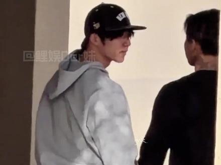 就这样从洋韬的全世界路过