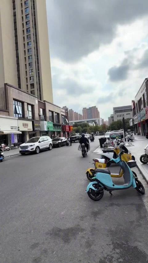 就这么水灵灵开走了？[傻眼]  ​​​