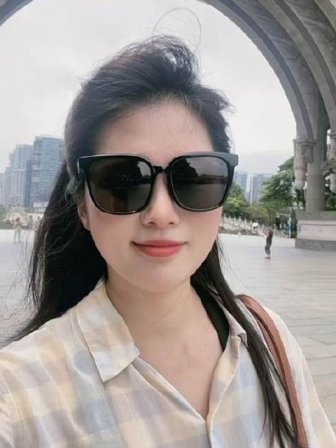 别再背后议论我了，我可要动手教训你啦