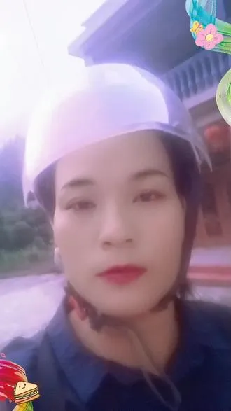 老公昨晚跑车很晚了，我叫他别回了，担心疲劳驾驶，鸭子我想法送，本来今天不想去练车的了，送鸭子到零陵了