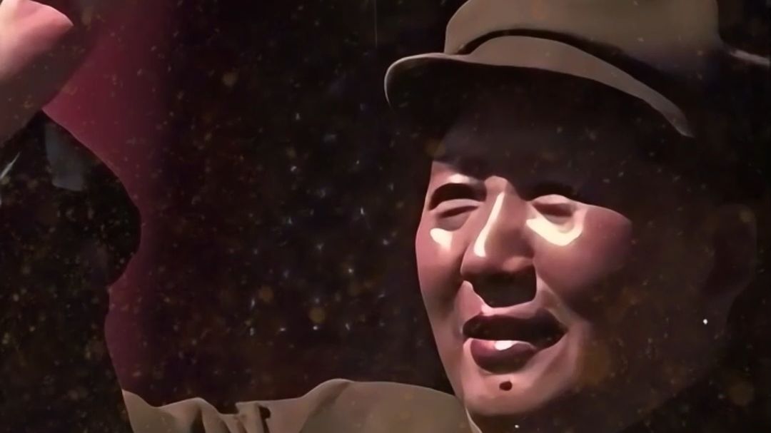 “东方红，太阳升，中国出了个毛泽东……”