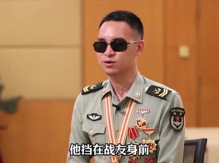 杜富国排雷失去双手双眼，为何伤残后还能留在部队？