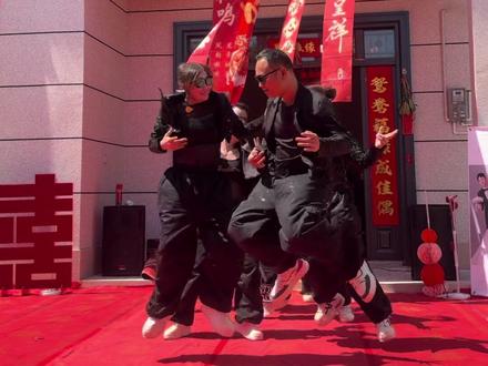 乡村婚礼就要热热闹闹！舅舅祝福外甥女新婚快乐！幸福美满！
