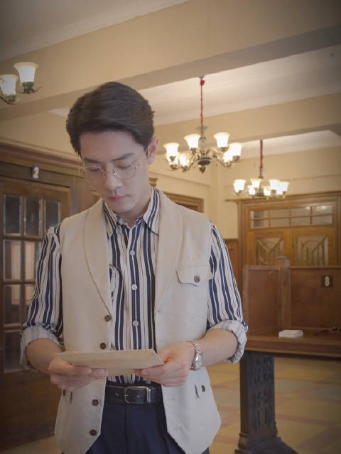 #谍报上不封顶杀青#  #谍报上不封顶#  一封神秘信件突然出现，打开竟然是—— “任少白同志@肖战