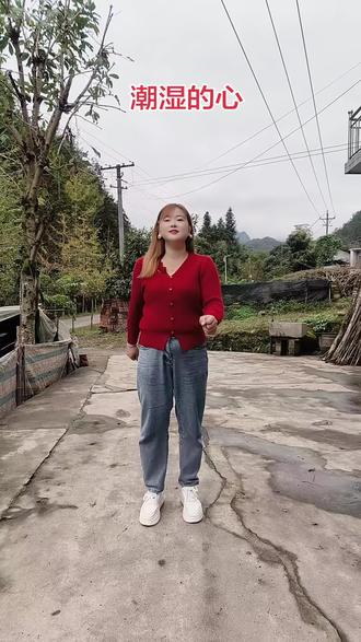 每天一舞心情愉悦，舞出健康和美丽，活力每一天。