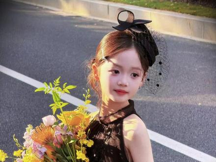 妈生脸的前提是妈妈好看
