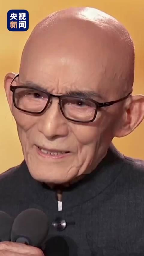 #女儿回应是否注销游本昌账号#看到游思涵说死亡不是永别遗忘才是那一刻我真的破防了老爷子走了但济公的精