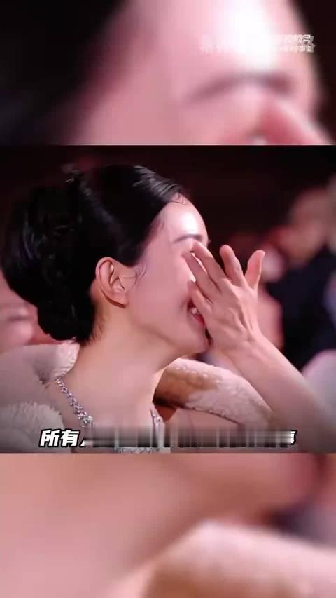 #德子的窝[超话]##赵丽颖瘦到不到一百斤#，各式各样的身材相关评论络绎不绝。不少关注娱乐圈动态的网