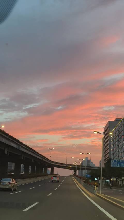 听歌看晚霞