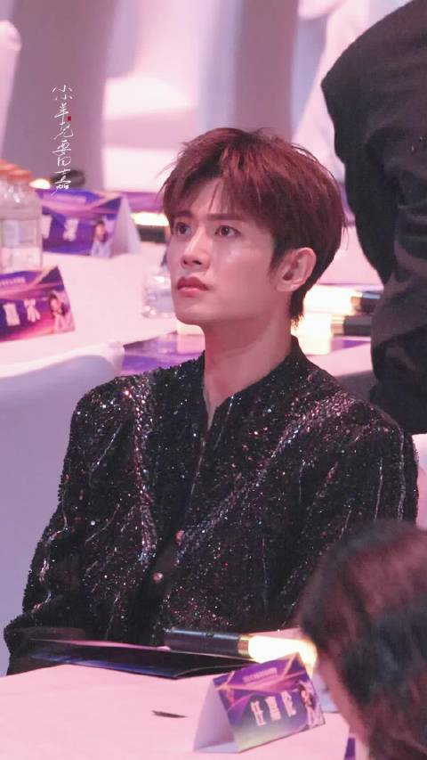 #任嘉伦[超话]##任嘉伦林依轮湾区升明月同台##2026湾区升明月彩排##林依轮任嘉伦爱情鸟舞台#