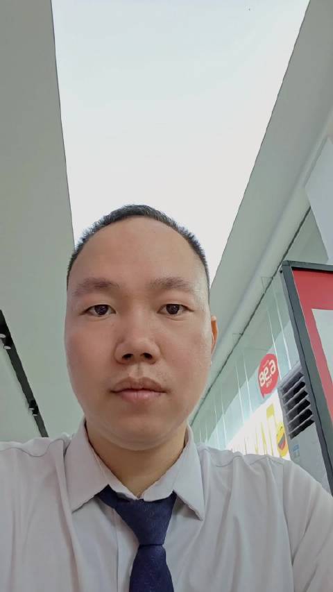 #腾势开启超奢新体验#  腾势z9s上市，价格进一步下探，不给BBA活路啊