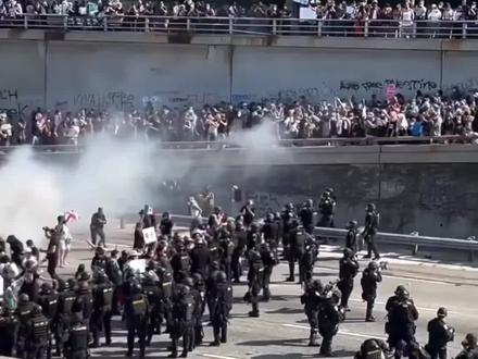 美国